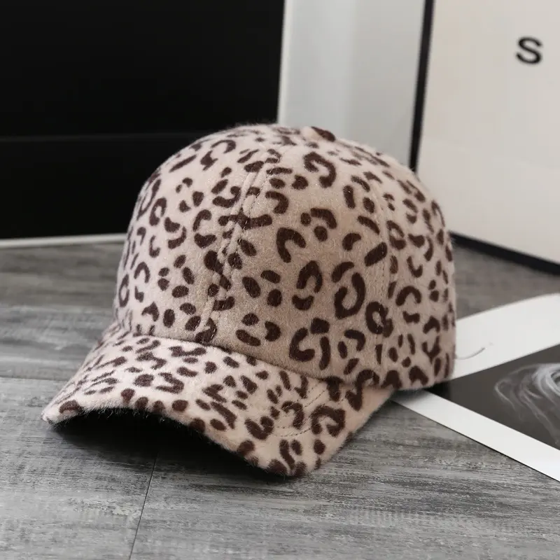 Women's Autumn And Winter Baseball Cap Leopard Stripe Headgear Outdoor Fashion Decorative Women Hat Women Ponytail Baseball Cap