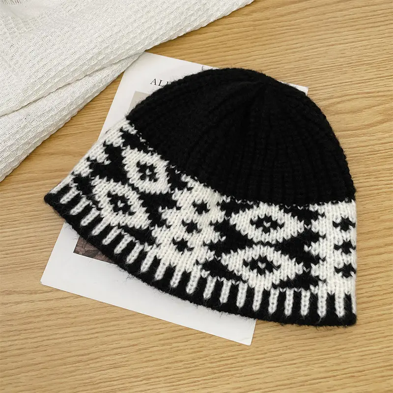 Korean Retro Plaid Knitted Hat For Women's Autumn Versatile Warm Ear Protection Bucket Hat, Japanese Couple Outdoor Woolen Hat