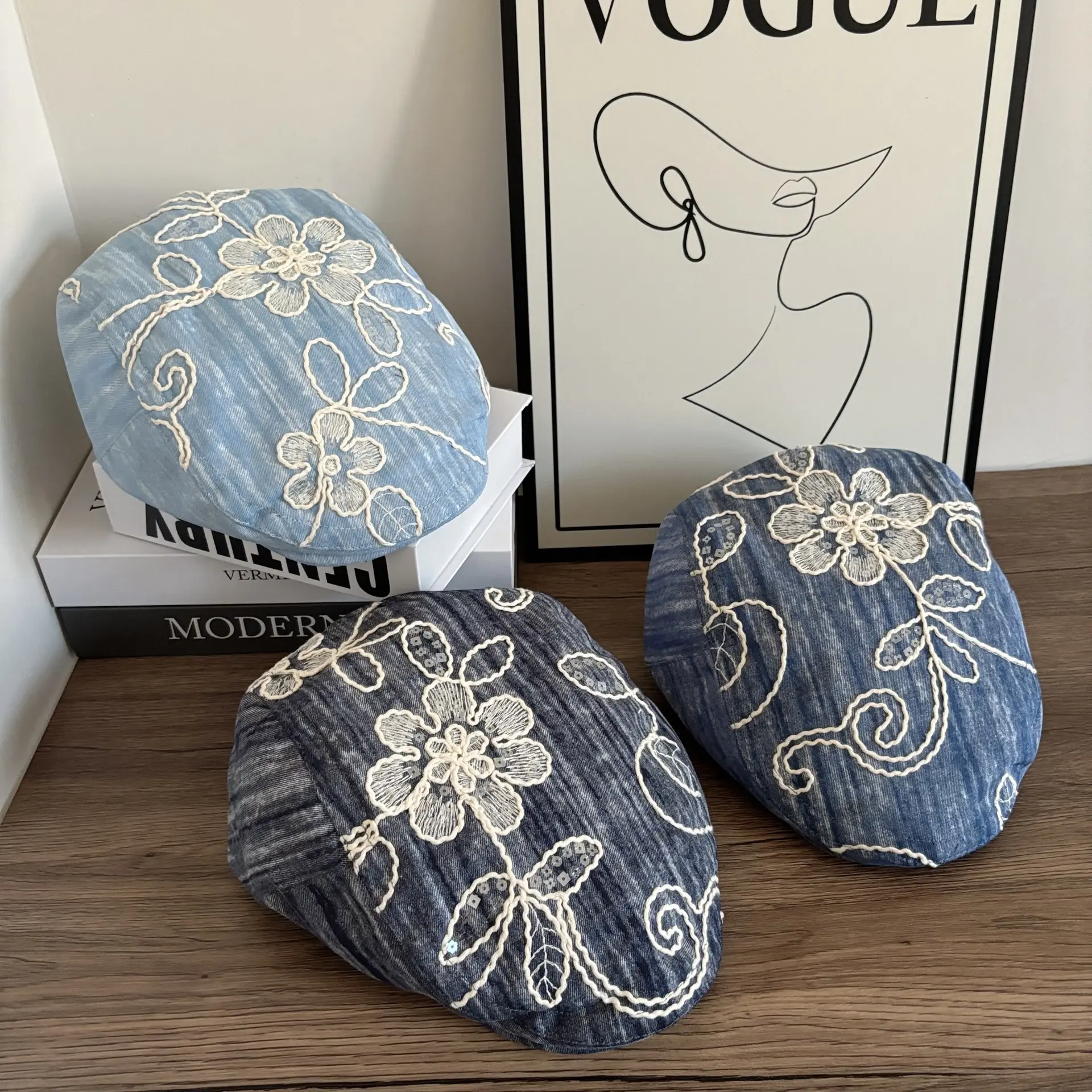 Japanese Embroidered Flower Sparkling Cowboy Duck Tongue Hat Fashionable and Versatile Bow Water Diamond Forward Hat