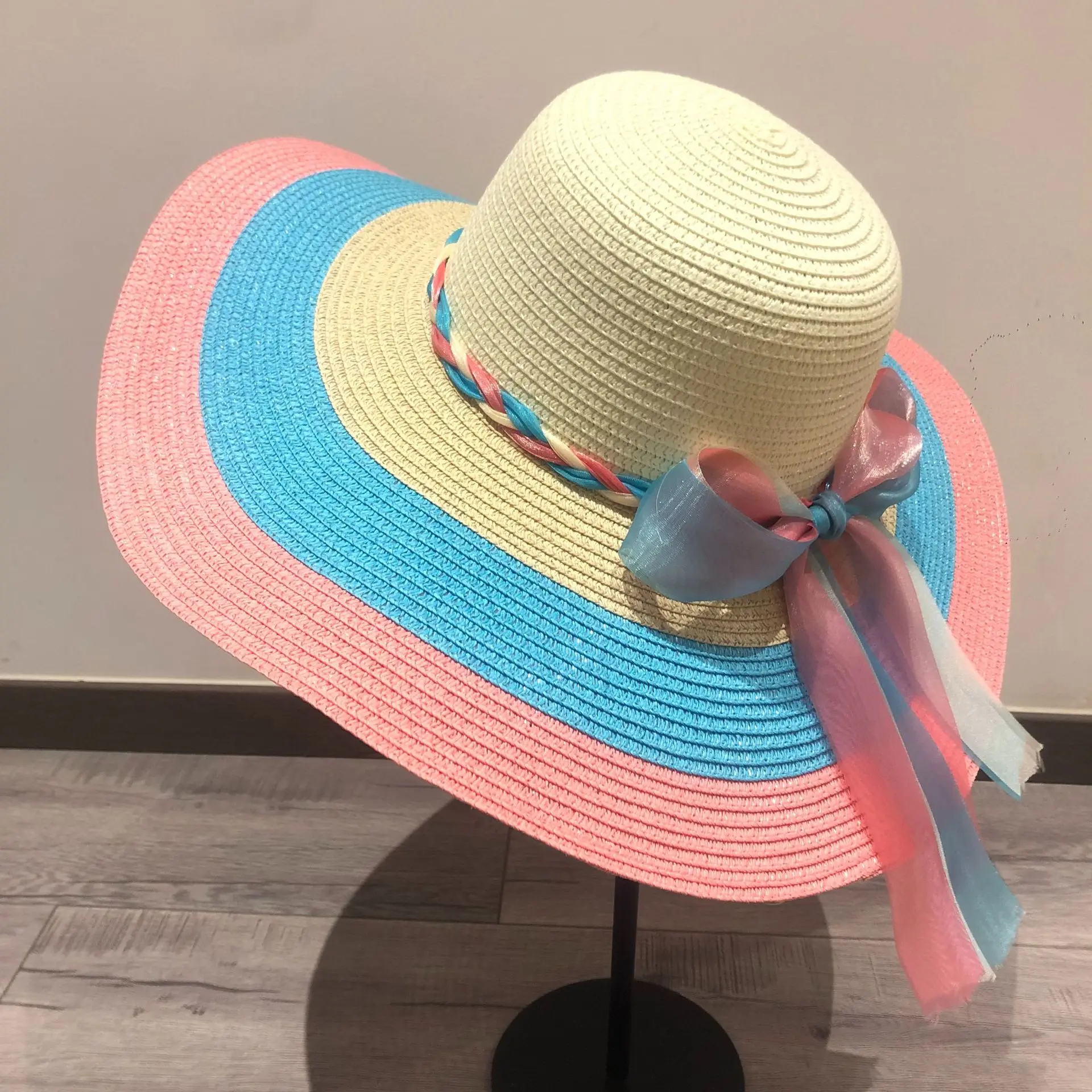 Straw Hat Women's Summer Sun Hat Beach Hat Beach Leisure Vacation Fashionable Sun Hat Folding Big Edge Rainbow Hat