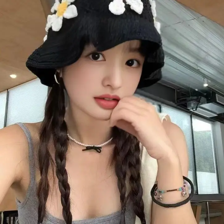 Autumn and Winter Vintage Flower Knitted Hat Versatile Hand Woven Hollow Head Cap Ethnic Style Head Cap Knitted Hat