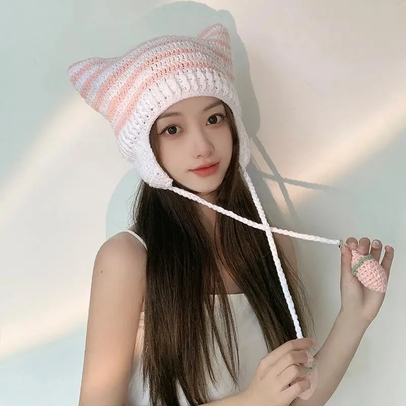 Cute Cat Ear Handmade Hat with Ear Protection, Striped Insulation Cover, Knitted Ball Ball and Yarn Hat