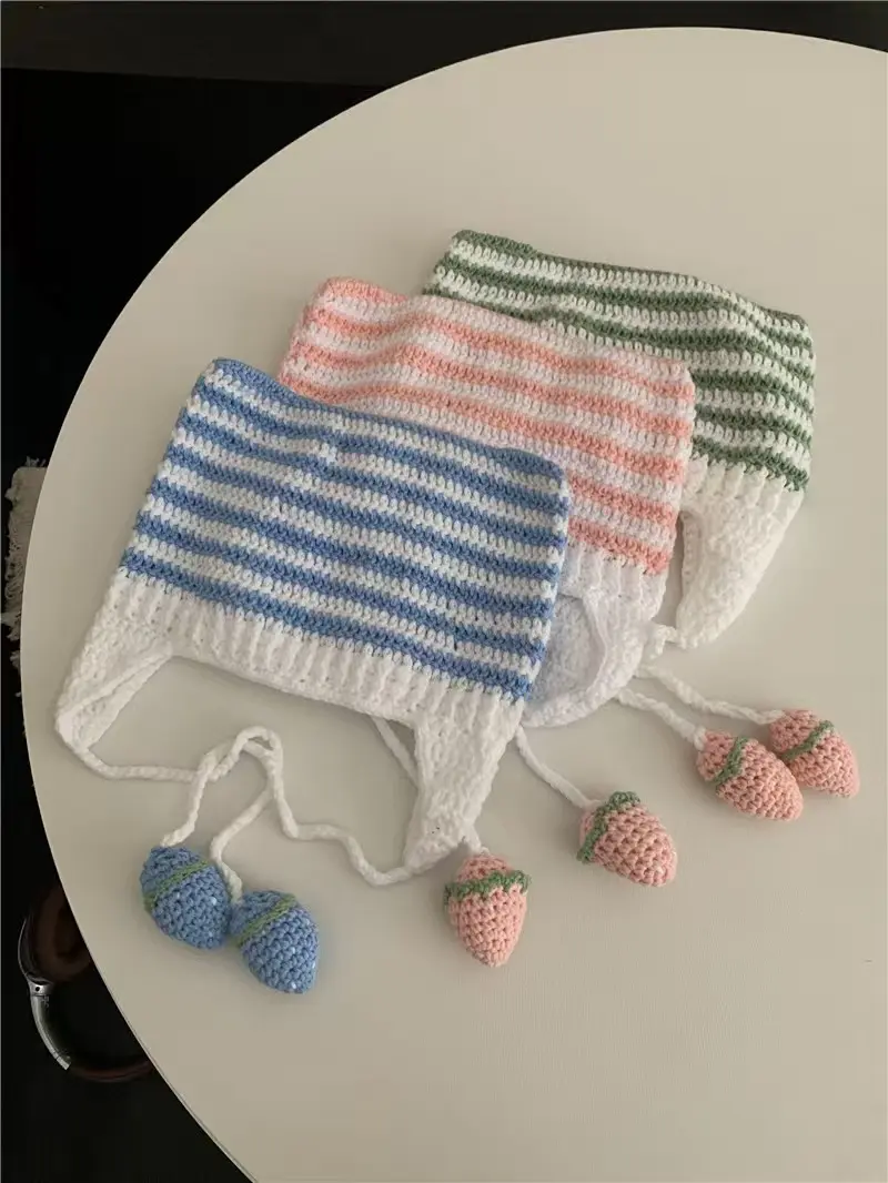 Cute Cat Ear Handmade Hat with Ear Protection, Striped Insulation Cover, Knitted Ball Ball and Yarn Hat