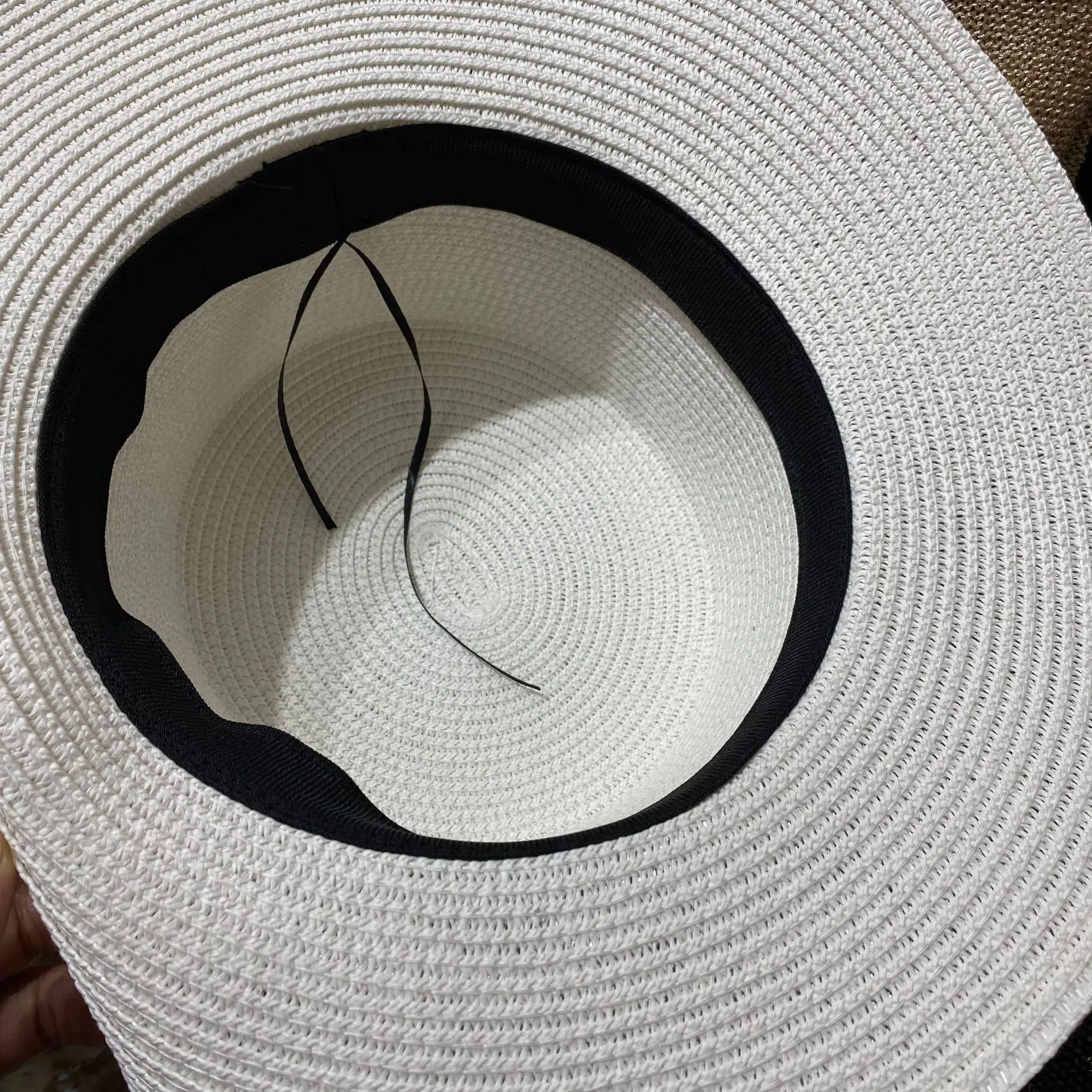 French Flat Top Hat for Women's Spring and Summer New Lace Lace Lace Sun Hat for Travel, Vacation, Beach Sun Protection, Sun Hat