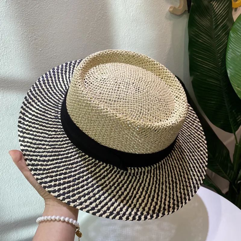 French Retro Color Blocked Flat Top Hat For Spring and Summer Sun Shading, Beach Hat For Travel And Vacation, Straw Hat
