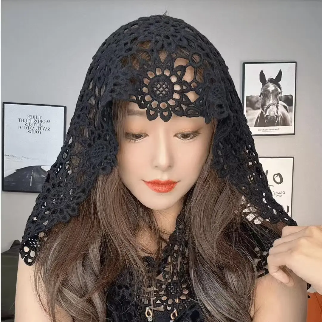 Fashionable and Stylish Triangle Scarf, Versatile Hollow Out Sunflower Scarf, One-piece Hat, Multifunctional Casual Shawl