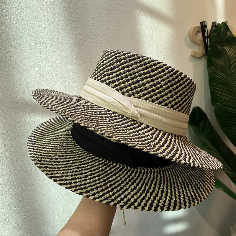 French Retro Color Blocked Flat Top Hat For Spring and Summer Sun Shading, Beach Hat For Travel And Vacation, Straw Hat