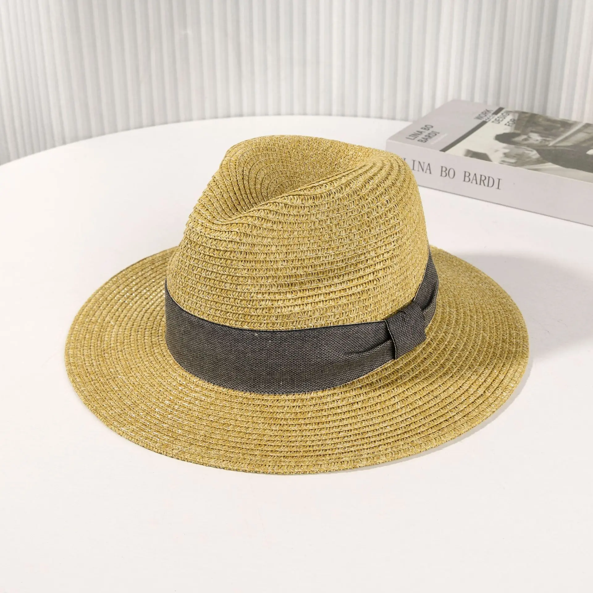 Spring/Summer New Panama Straw Hat Simple, Elegant, Fashionable Top Hat Outdoor Travel Sunscreen Hat Men's British Hat