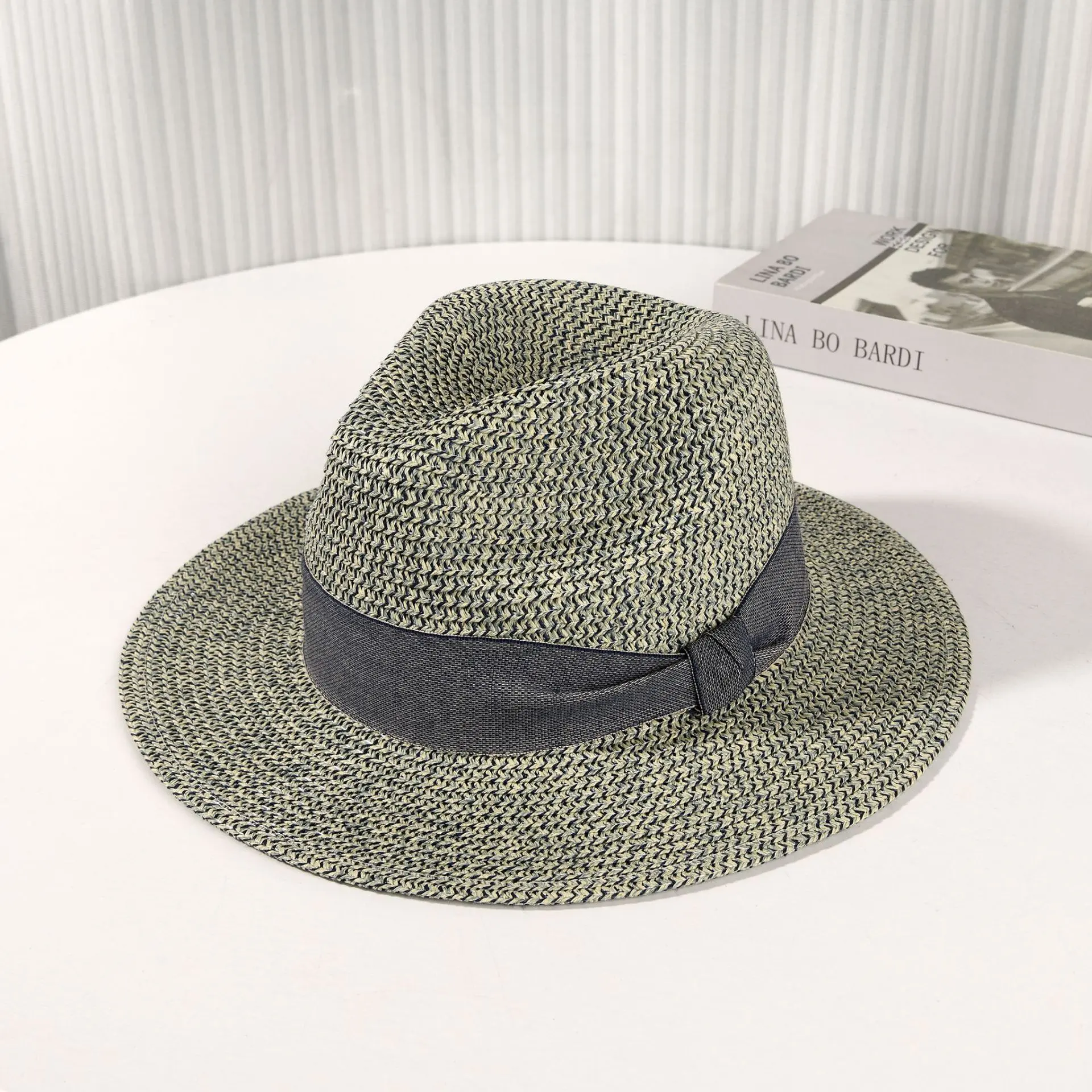 Spring/Summer New Panama Straw Hat Simple, Elegant, Fashionable Top Hat Outdoor Travel Sunscreen Hat Men's British Hat