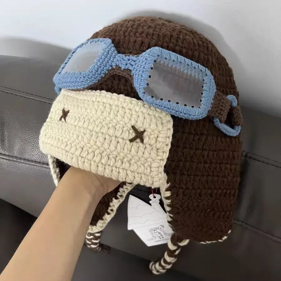 2025 Korean Version New Glasses Yarn Hat for Children, Cute and Small Face, Versatile Ear Protection, Flying Lei Feng Hat