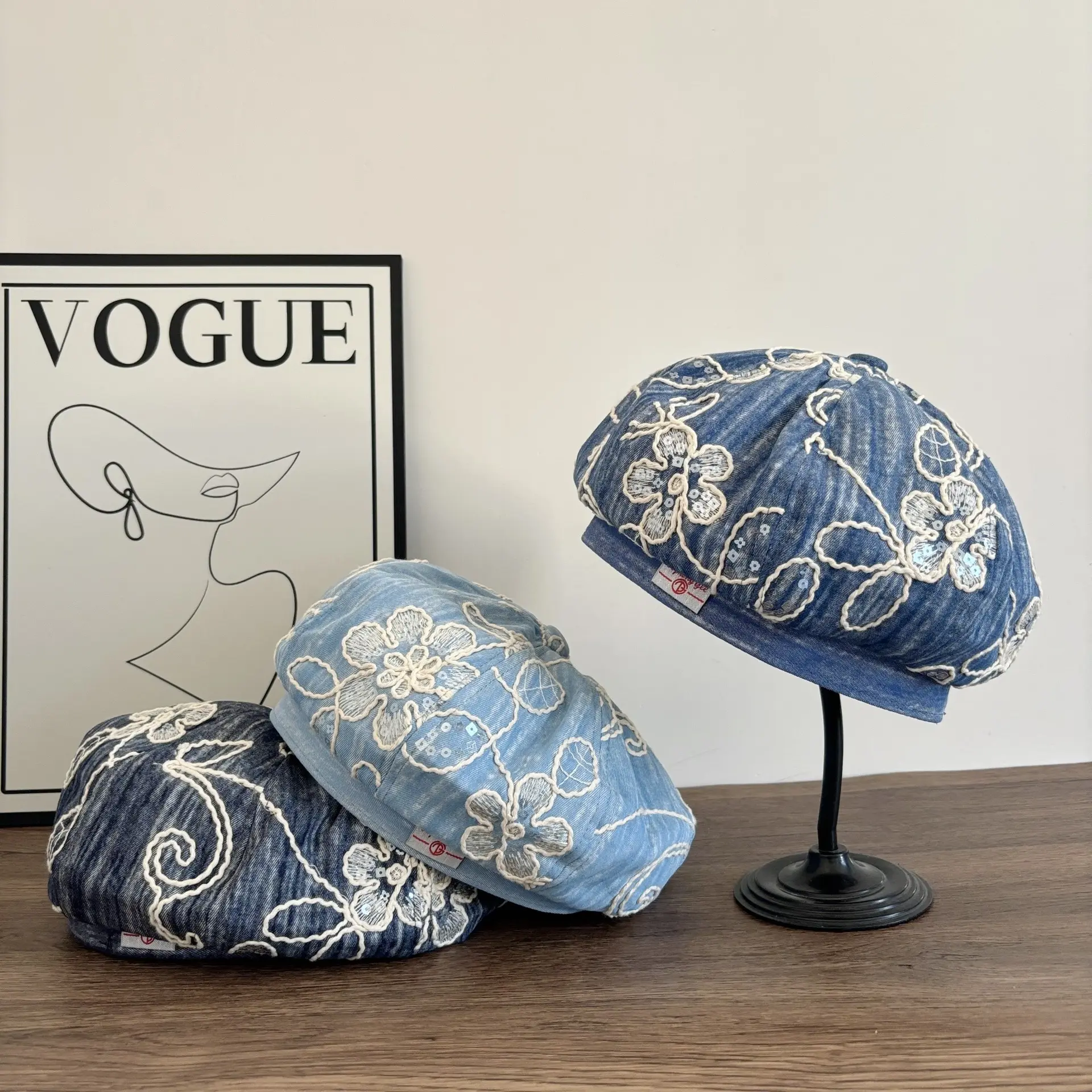 Spring Summer New Flower Sequined Berets Cap for Women Fashion Literary and Casual Versatile Show Face Small Sweet Painter Hat