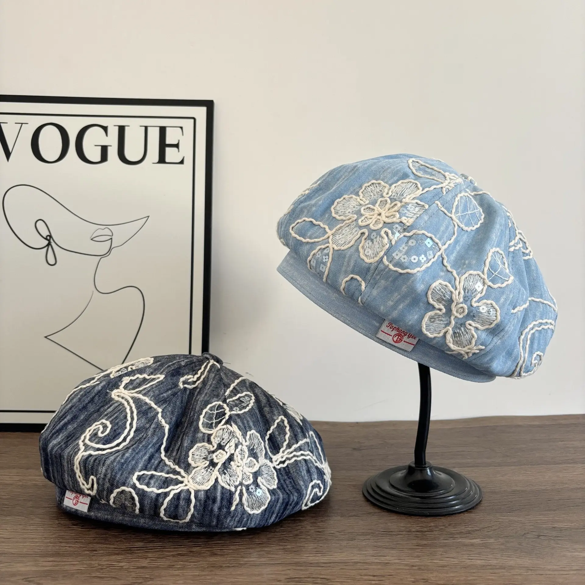Spring Summer New Flower Sequined Berets Cap for Women Fashion Literary and Casual Versatile Show Face Small Sweet Painter Hat