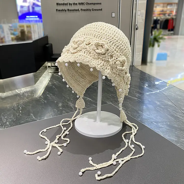 Hand Woven Three-dimensional Flower Toe Cap for Women in Spring and Summer, Pearl Tassel Hollow Breathable Pullover Cap