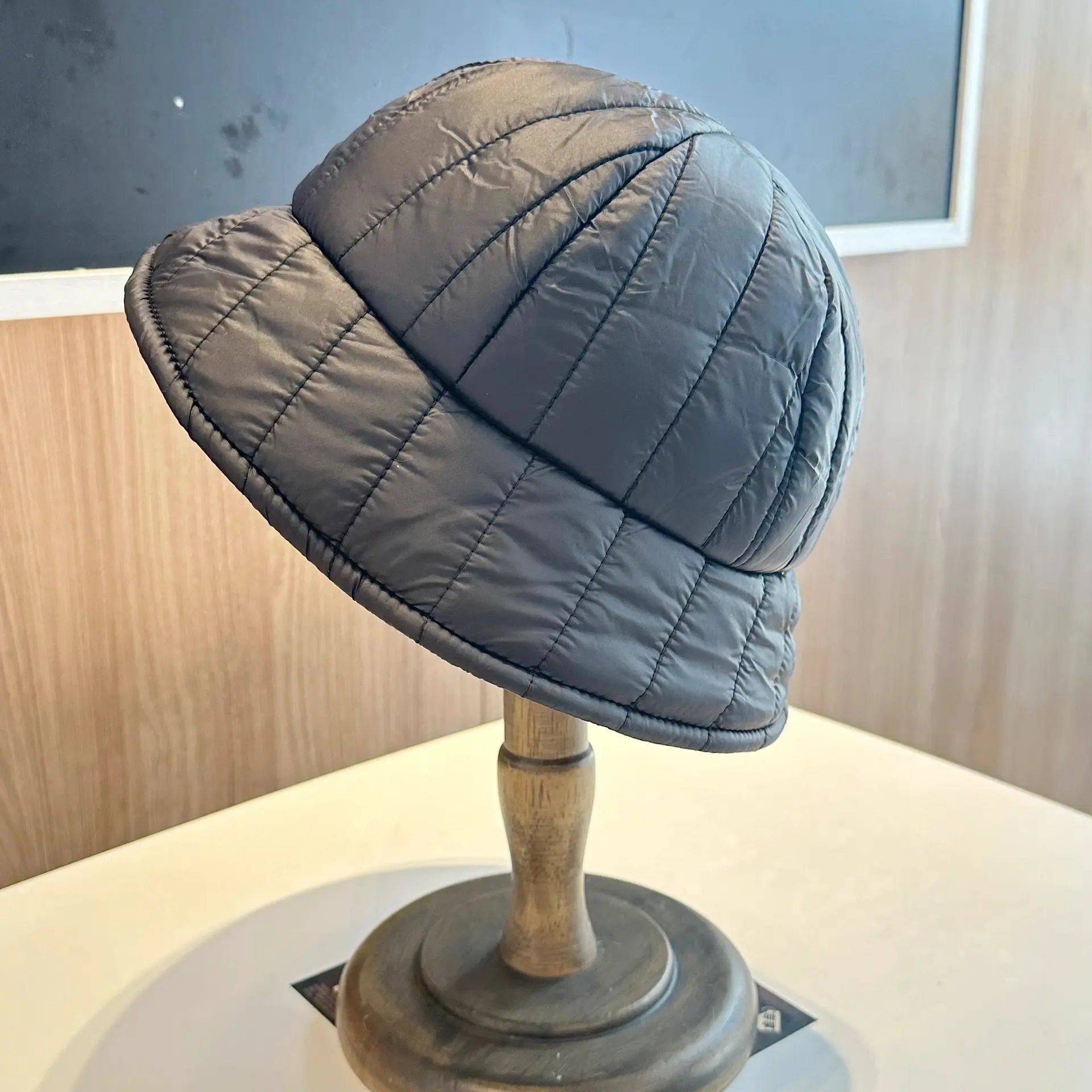 Fashionable Autumn and Winter Thick Down Cotton Fisherman Hat for Women, Warm and Windproof Hat, Basin Hat