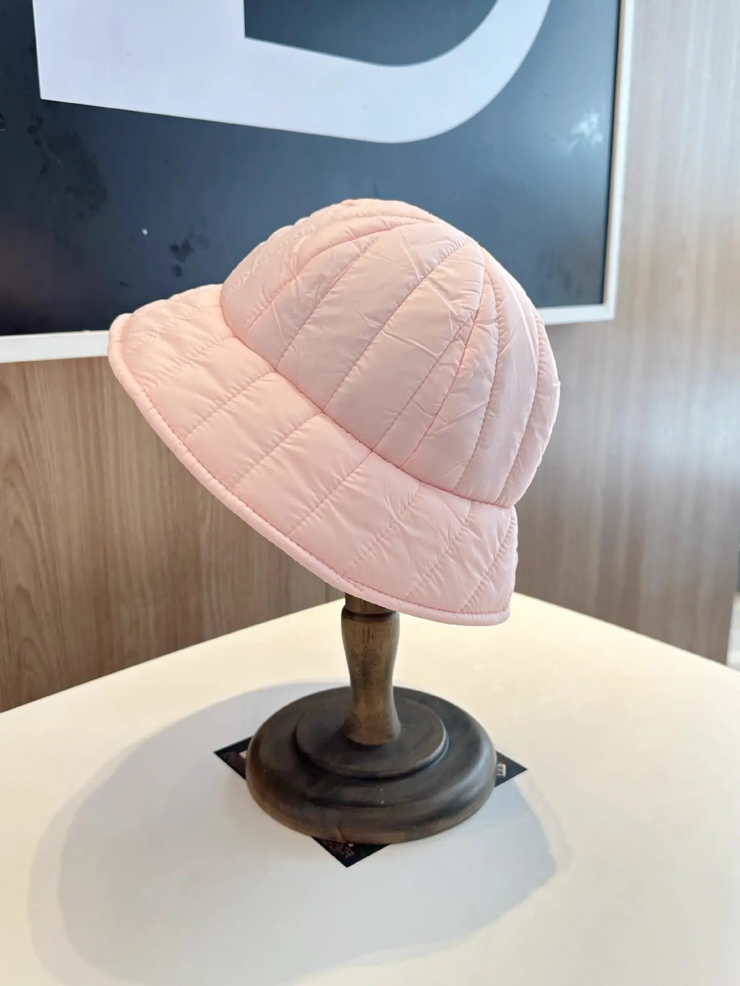 Fashionable Autumn and Winter Thick Down Cotton Fisherman Hat for Women, Warm and Windproof Hat, Basin Hat
