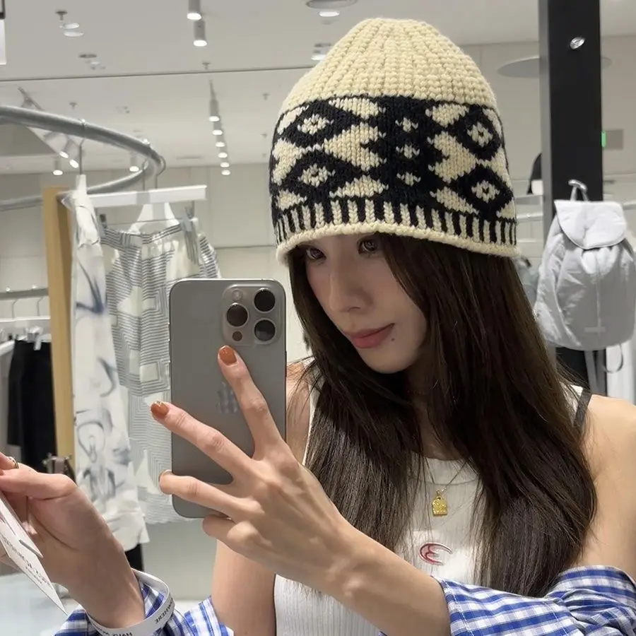 Retro Diamond Knitted Hat for Women, Niche Design, 2025 New Winter Warm and Thick Toe Capceline hatceline hatdesigner hatchurch