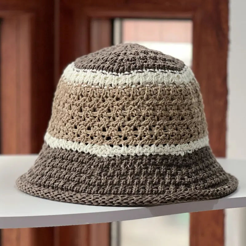 New Color Blocked Grass Woven Hollow Bucket hat For Summer Travel, Sun Protection And Sunshade Hat, Fashionable Fisherman Hat