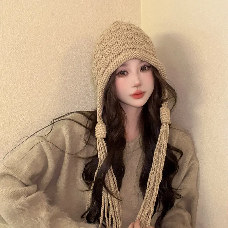 Autumn and Winter Warmth Caps, Woolen Tassels, Cute Pullover Caps, Handmade Knitted Ear Protection Caps