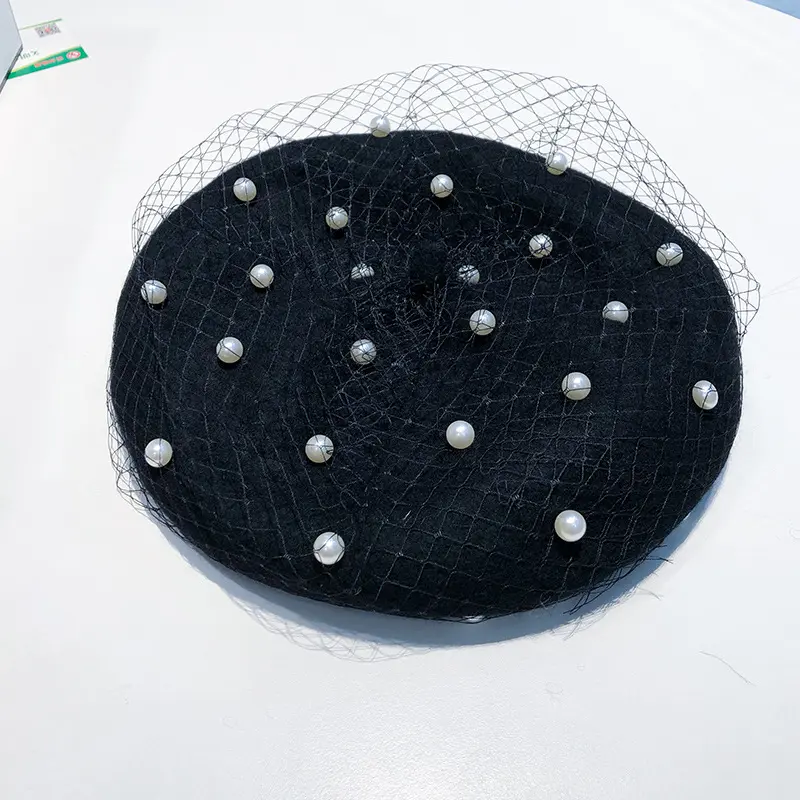 ​2024 New Pearl Mesh Beret Women's Spring and Autumn Fashion Multi functional Retro Lace Painter Hat Wool Hat ​
