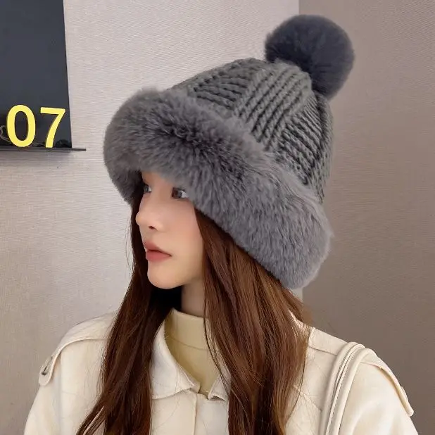 Plush Hat Women's Autumn and Winter Korean Version Showing Small Face Plush Hat Thickened and Warm Knitted Wool Ear Protection H