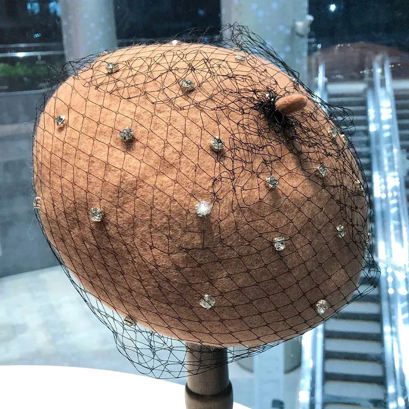 Autumn and Winter Retro Multi functional Crystal Diamond Mesh Painter's Hat Women's Fashion Matching Hollow Wool Beret