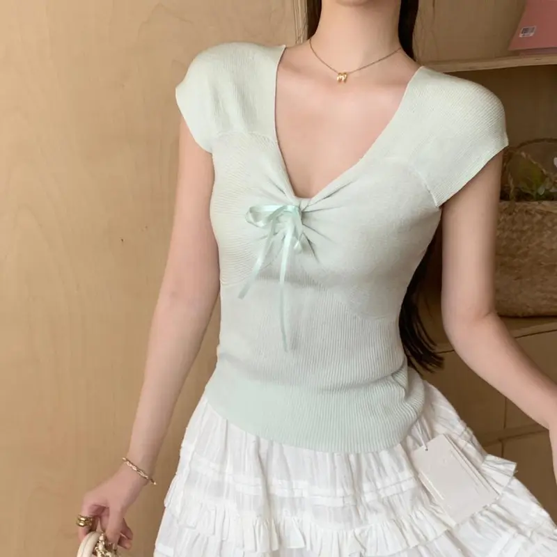 Summer Fashion Slim V-Neck Sweet Bowknitted Short-Sleeved T-Shirt For Women