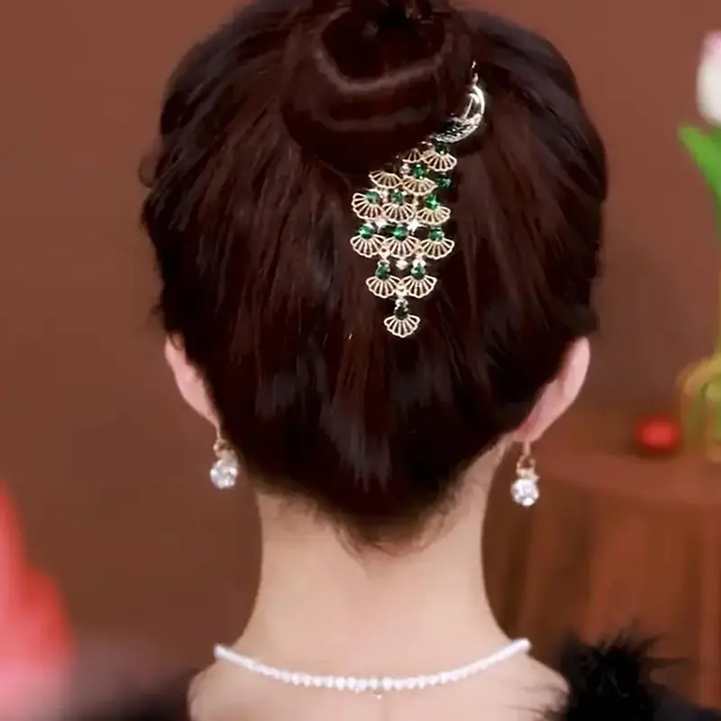 Elegant Exquisite Peacock Hair Claw Clip Shiny Rhinestones Women Girls Ponytail Buckle Hairpin Hair Accessories