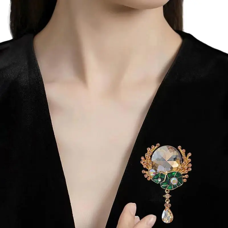 Fashion Gradient Crystal Glass Flower With Tassel Brooches For Women Clothing Coat Jewelry Accessries Gifts