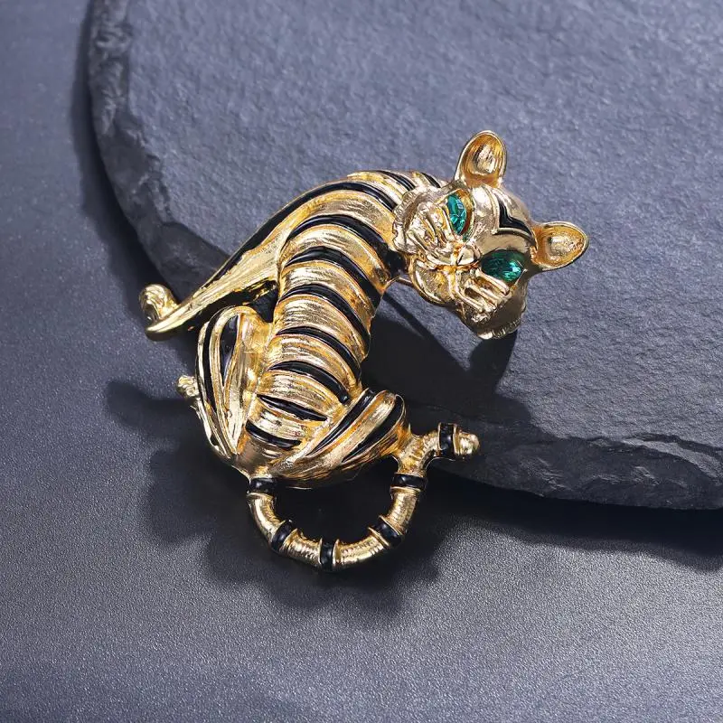 Fashion Exquisite Animal Tiger Brooches For Women Clothing Coat Jewelry Accessries Gifts