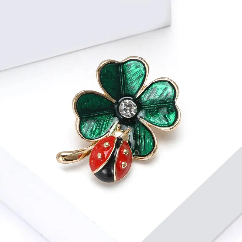 Fashion Enamel Ladybug Four Leaf Clover Brooches For Women Unisex 2-color Enamel Grass And Beetle Brooch Pins Gifts