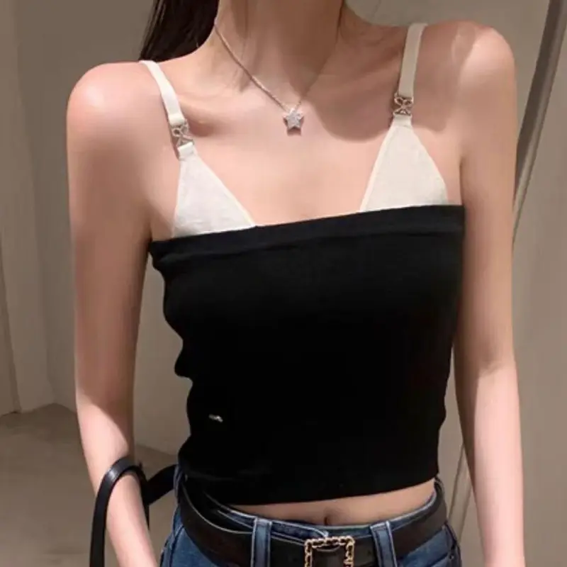 2025 Summer Fake Two-Piece Contrast Color Design Knitted Slim Bottom Outerwear Camisole