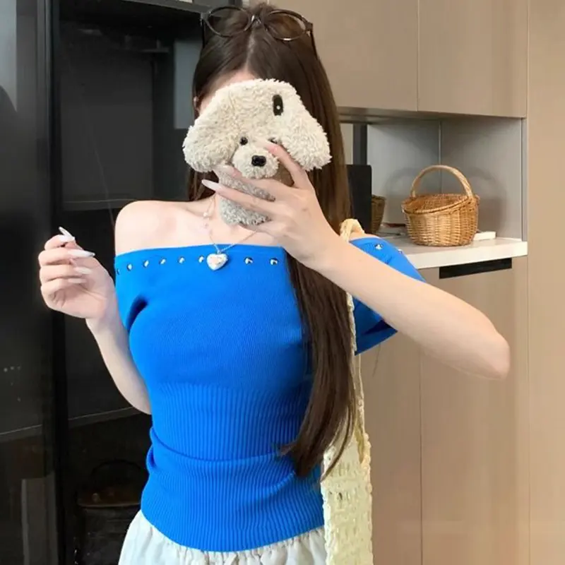 Summer Design One-Shoulder Rivet Off-Shoulder Short Hot Girl Top T-Shirt