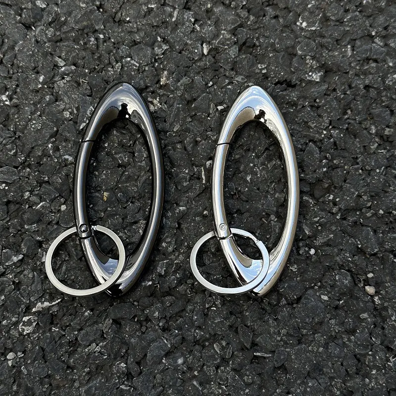 Y2K Punk Star Oval Essential Icon Carabiner Keychain Mountaineering Car Key Ring Gothic Backpack Decor