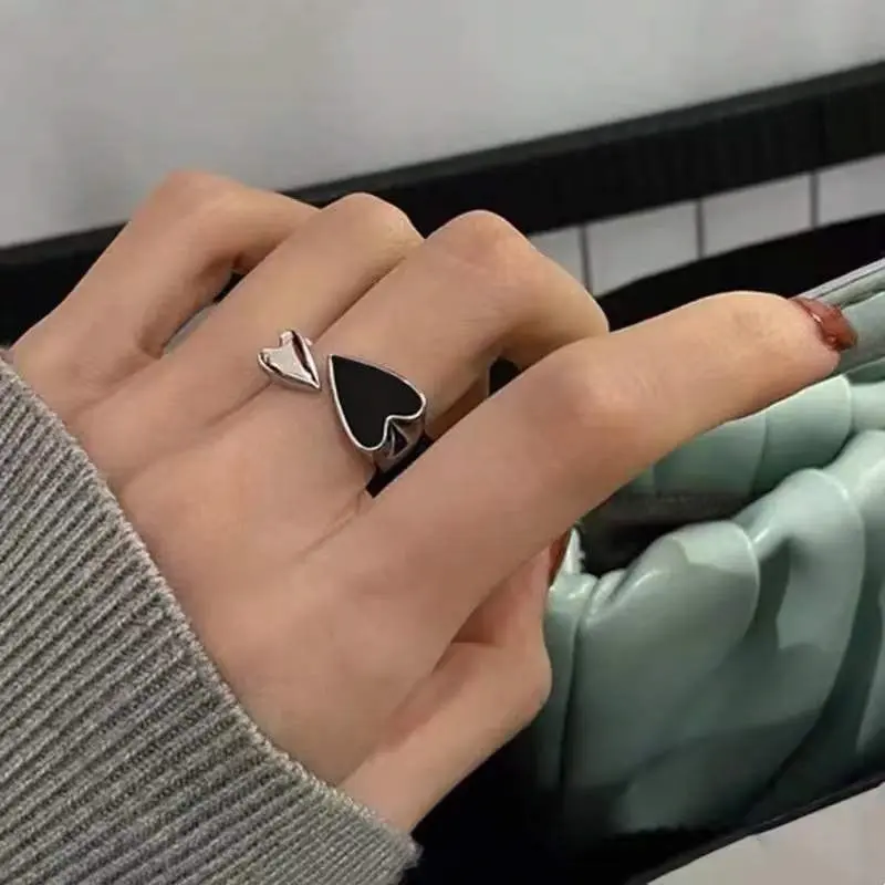 2PCS Silver Color Unique Ring For Women Jewelry Finger Adjustable Vintage Black Heart Ring For Party Birthday Gift