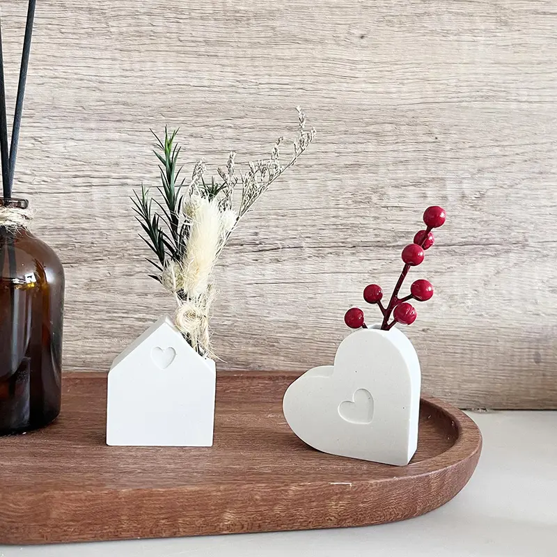 Inserting Vases Gypsum Ornament Silicone Mold DIY Rainbow House Heart-Shaped Flower Candle Holder Decorative Resin Mold Crafts
