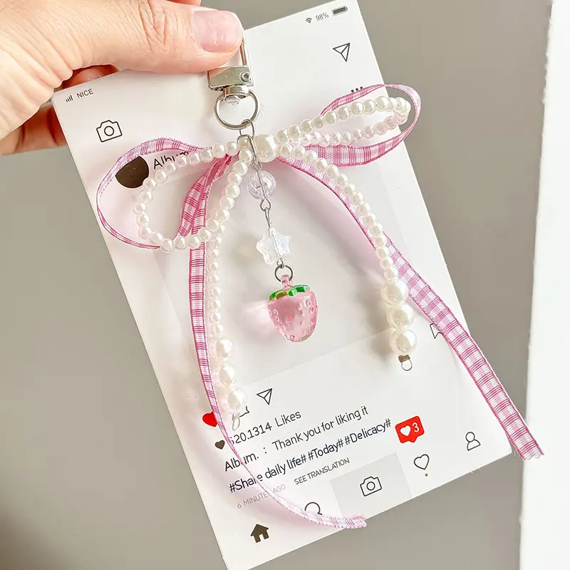 Sweet Plaid Ribbon Keychain Strawberry Charm Keyring Bowknot Pearl Phone Pendant Jewelry For Girl Women Gift Bag Decoration