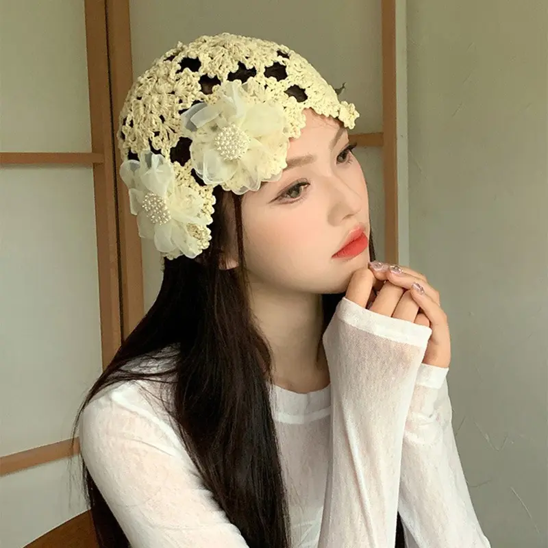 Summer Thin Style Sweet Hollowed Out Beret Cap Lace Knitted Skullies Hat Flowers Breathable Hand Woven All-match Yarn Cap