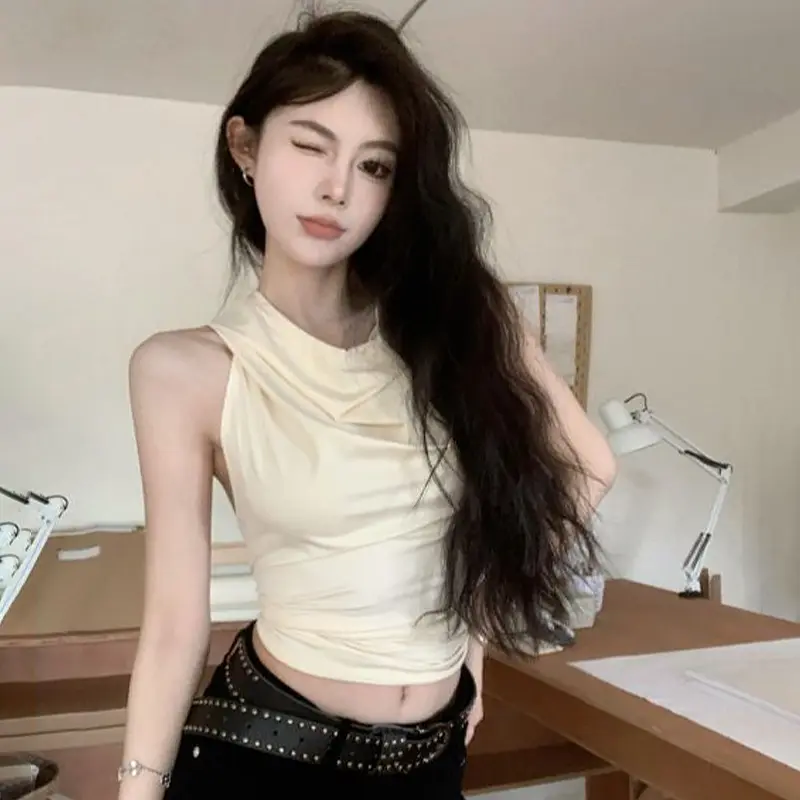 Summer Fashion Casual Round Neck Hooded Backless Knitted Vest For Women