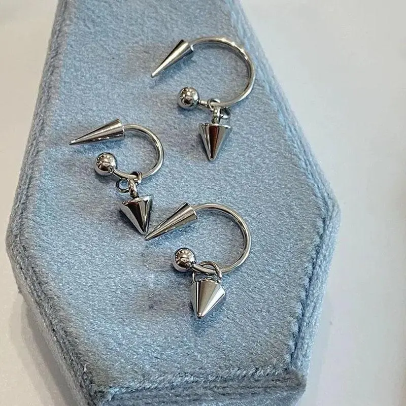 1PC Gothic Stainless Steel Barbell Spike Drop Stud Earring Rivet Curved Cartilage Piercing Earrings For Women Y2K Party Jewelry