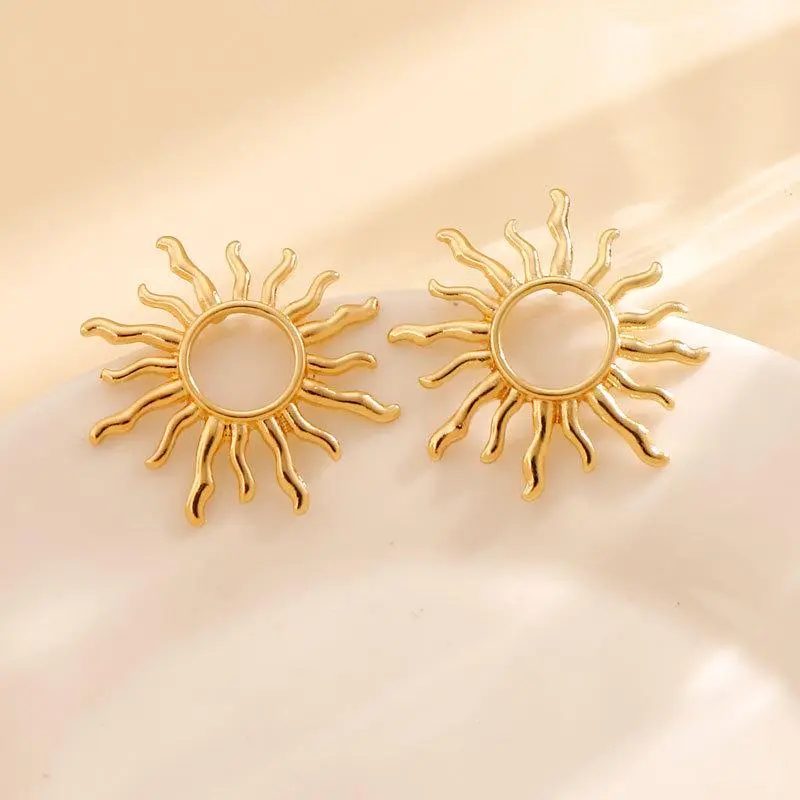 1Pair Fashion Temperament Elegant Sun Flower Stud Earrings For Women Piendientes