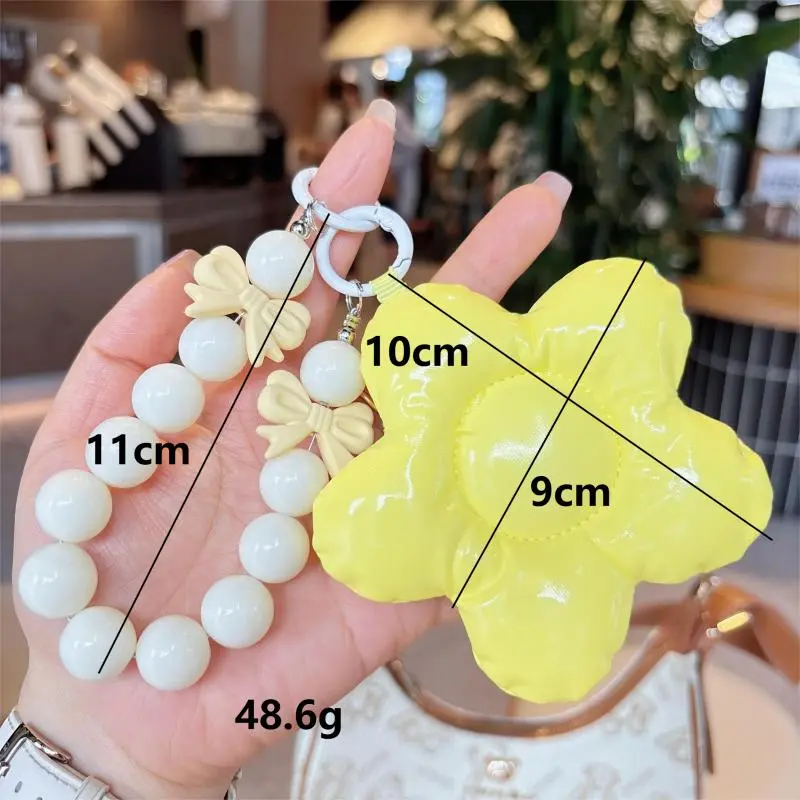 Leather Cotton-filled Three-dimensional Flower Keychain, Mobile Phone Chain, Fashionable Bag Pendant