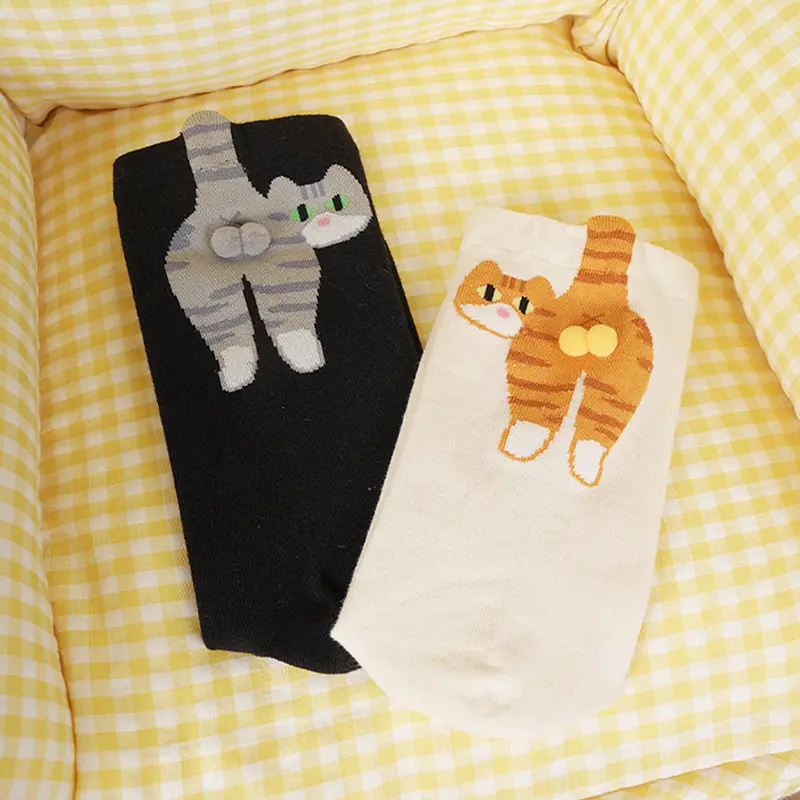 Women's Cartoon Cat Ding Bell Ball Socks For Women Summer Ins Cotton Cute Japanese Funny Sports Mid-tube Socks 36-42