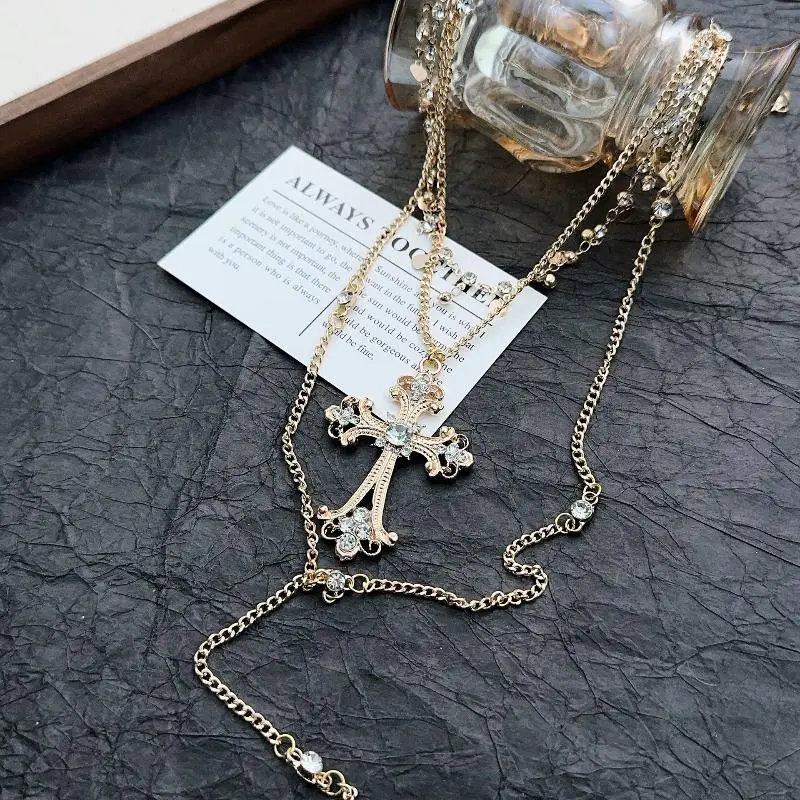 Clavicle Chain Necklace with Retro Baroque Cross Pendant; Multi-layered Personalized Luxury Jewelry Accessory