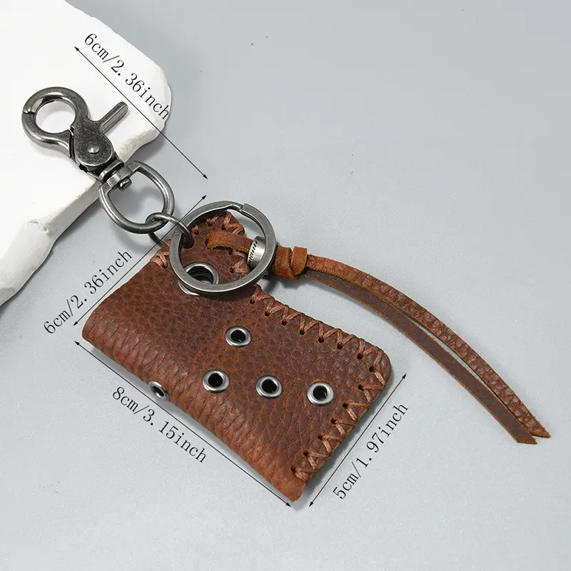 Retro Personalized Cowhide Keychain With Sturdy Handmade Pouches Handmade Waist Hanging Keyring Igniter Keychain Bag Gifts