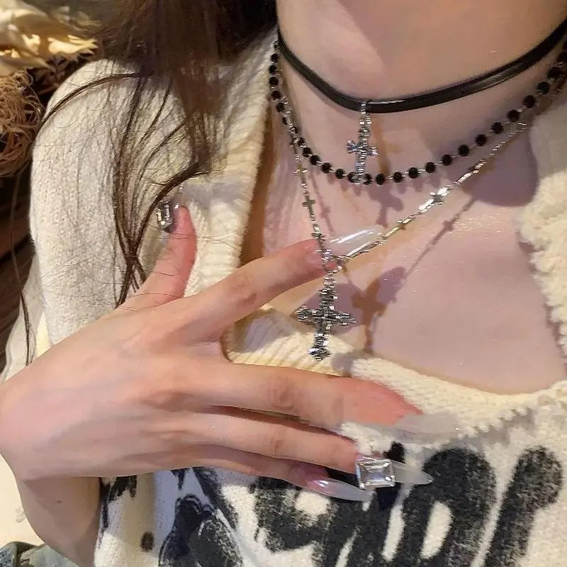 Gothic Dark Style Beaded Thorns Rivet Cross Necklace Women's Punk Vintage Double Layer Chain Jewelry Accessory