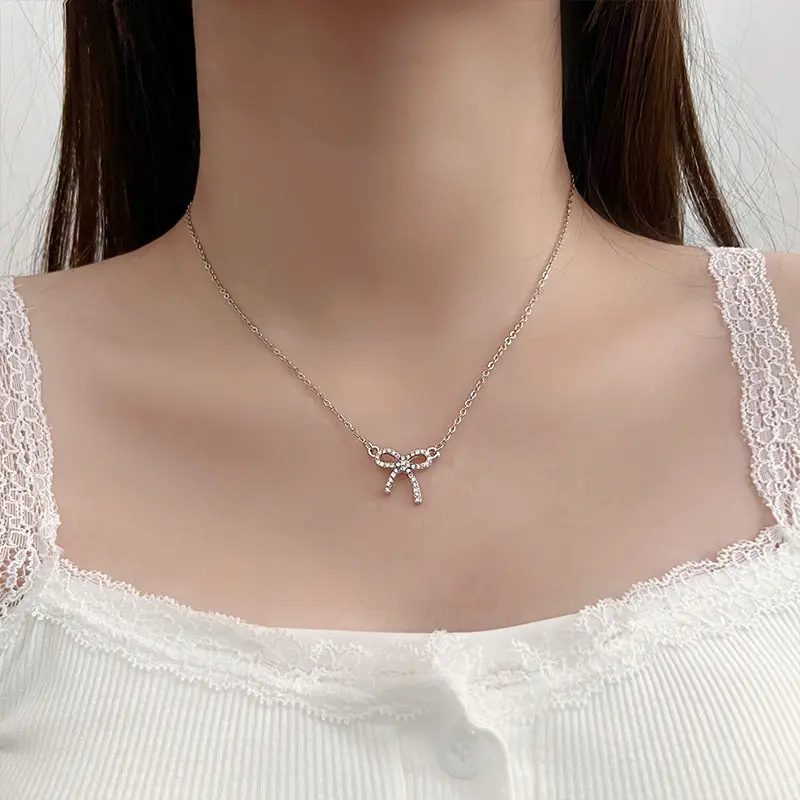 Fashionable Simple Elegance Thin Chain Necklace; Perfect Gift For Women and Girls