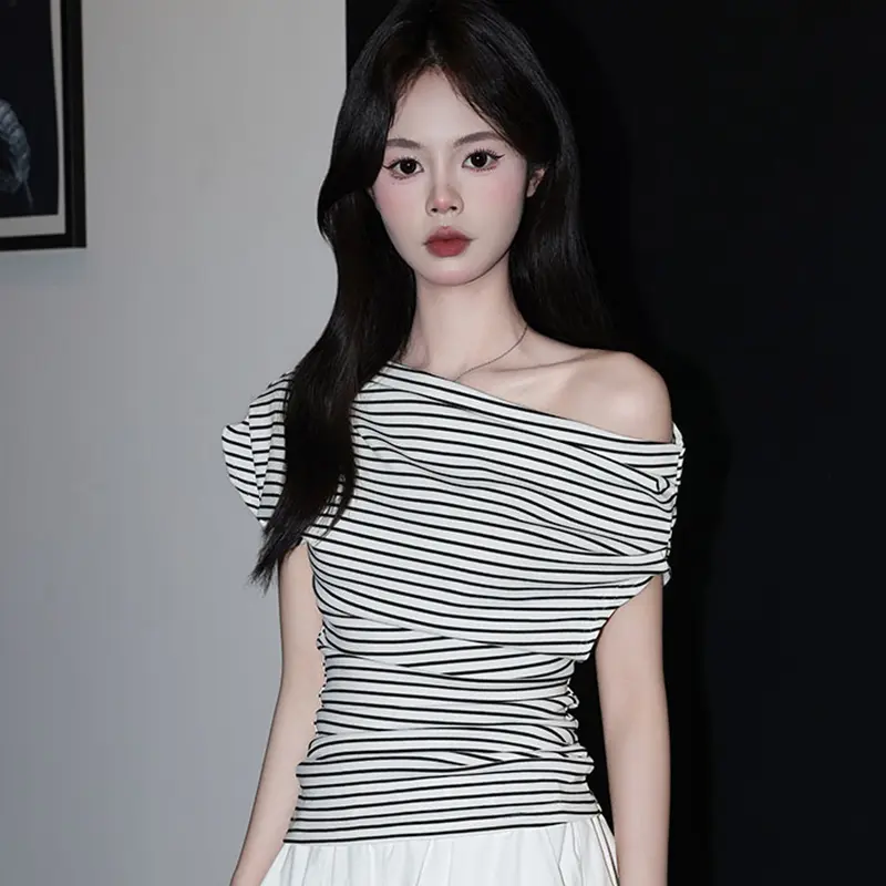Sloping Shoulders Striped Short-Sleeved T-shirt Women Summer Casual Cropped Top