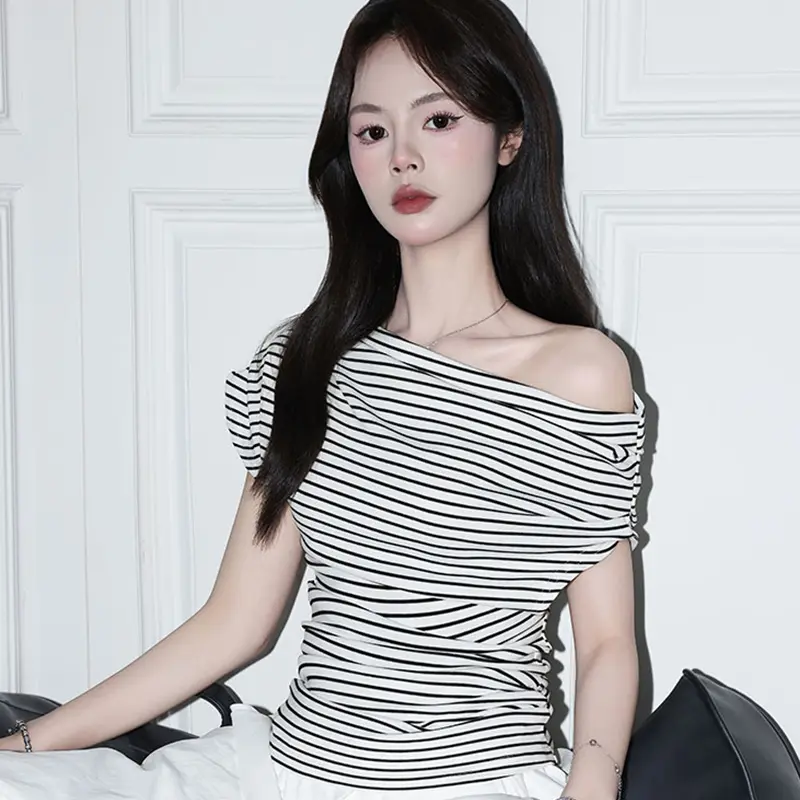 Sloping Shoulders Striped Short-Sleeved T-shirt Women Summer Casual Cropped Top
