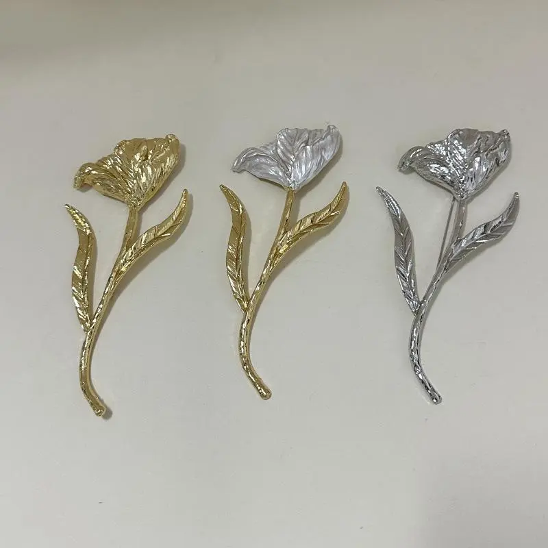 Classic Oversized Metallic Leaf & Flower Brooch for Girls & Women, Suit Corsage Pins for Parties, Perfect as Gift or Accessory