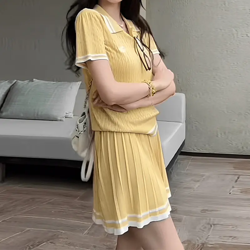 Fashionable College Style High Waist Sweet Knitted Pleated Skirt For Women